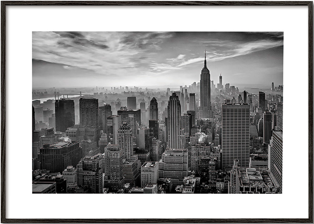 Obraz do kuchyně Manhattan v černobílém provedení – Black Frame