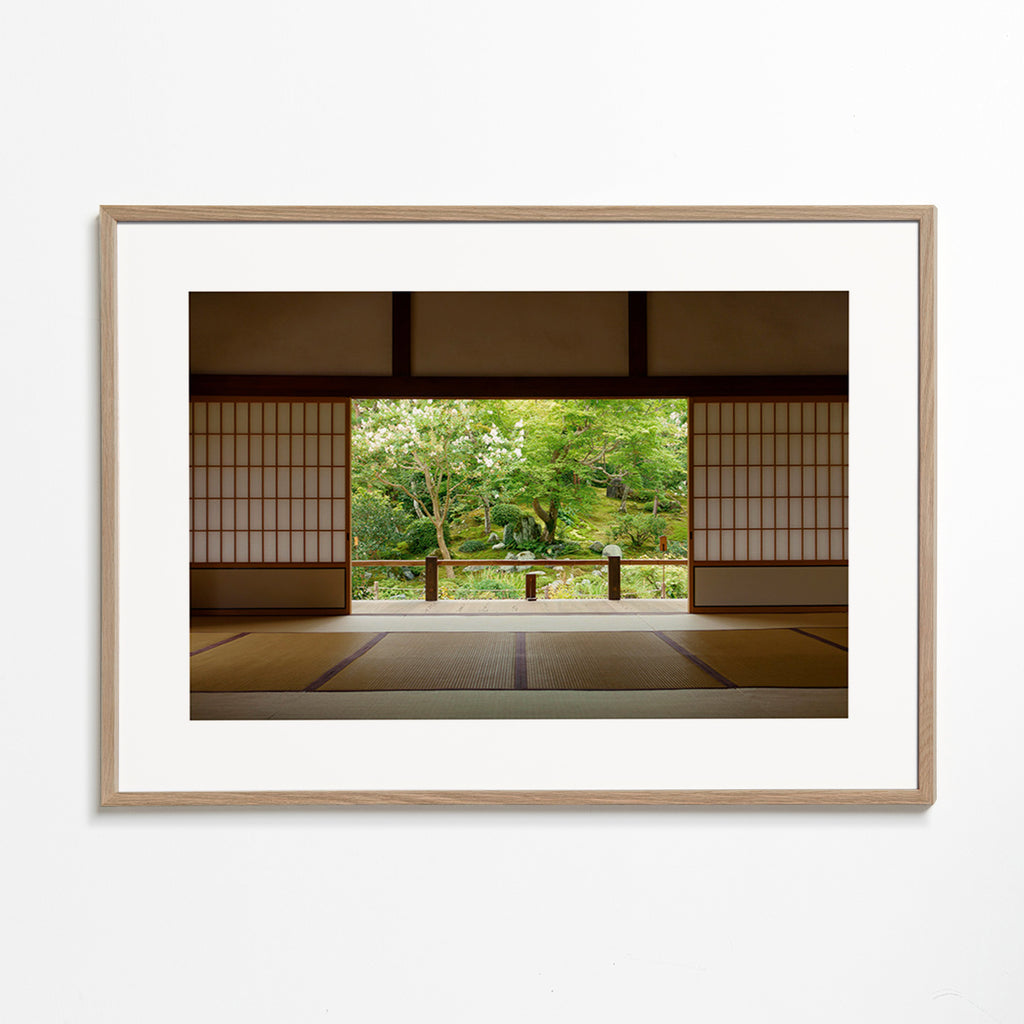 Relaxující design s výhledem na japonskou zahradu uvnitř – Oak Frame