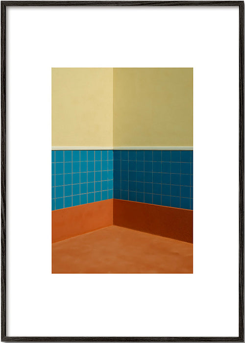 Minimalistický obraz: roh s modrými dlaždicemi a terakotovou podlahou – Black Frame