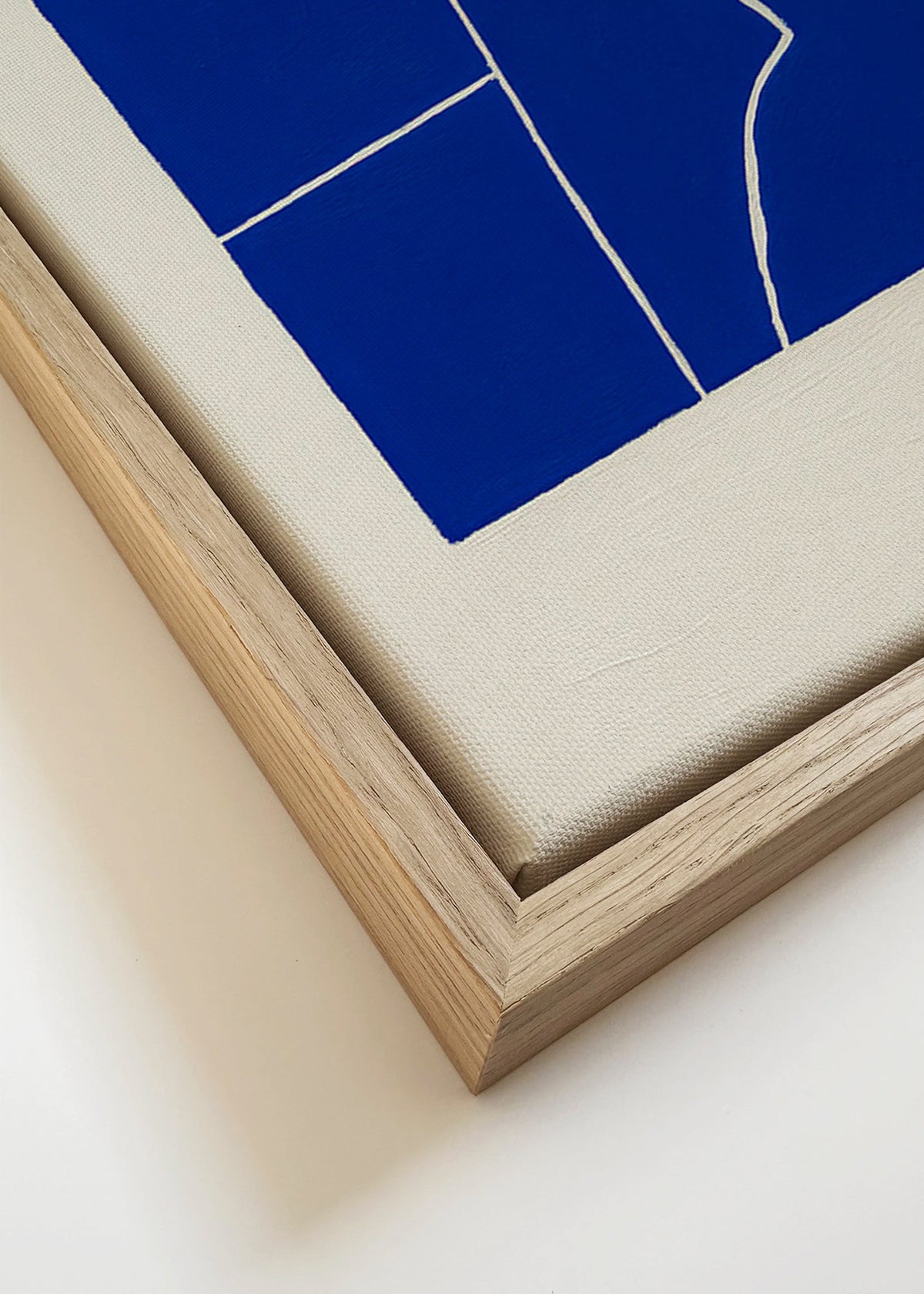 Abstraktní modrá malba s geometrickou trhlinou – Canvas detail