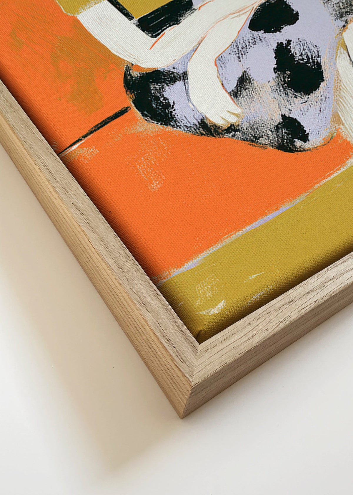 Ilustrace ženy na oranžové pohovce – Canvas detail