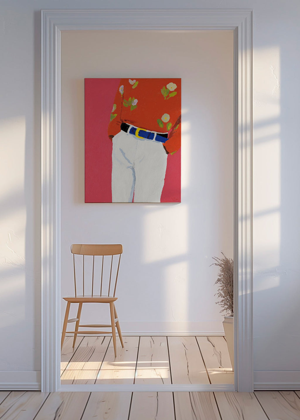 Ilustrace torza s květovanou košilí na růžovém pozadí