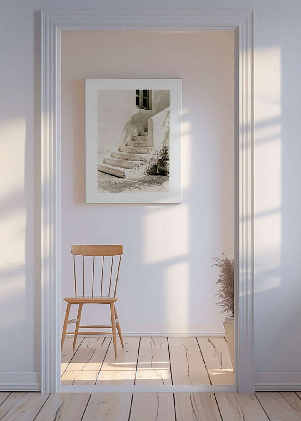 Photograph bílé schody s květinou