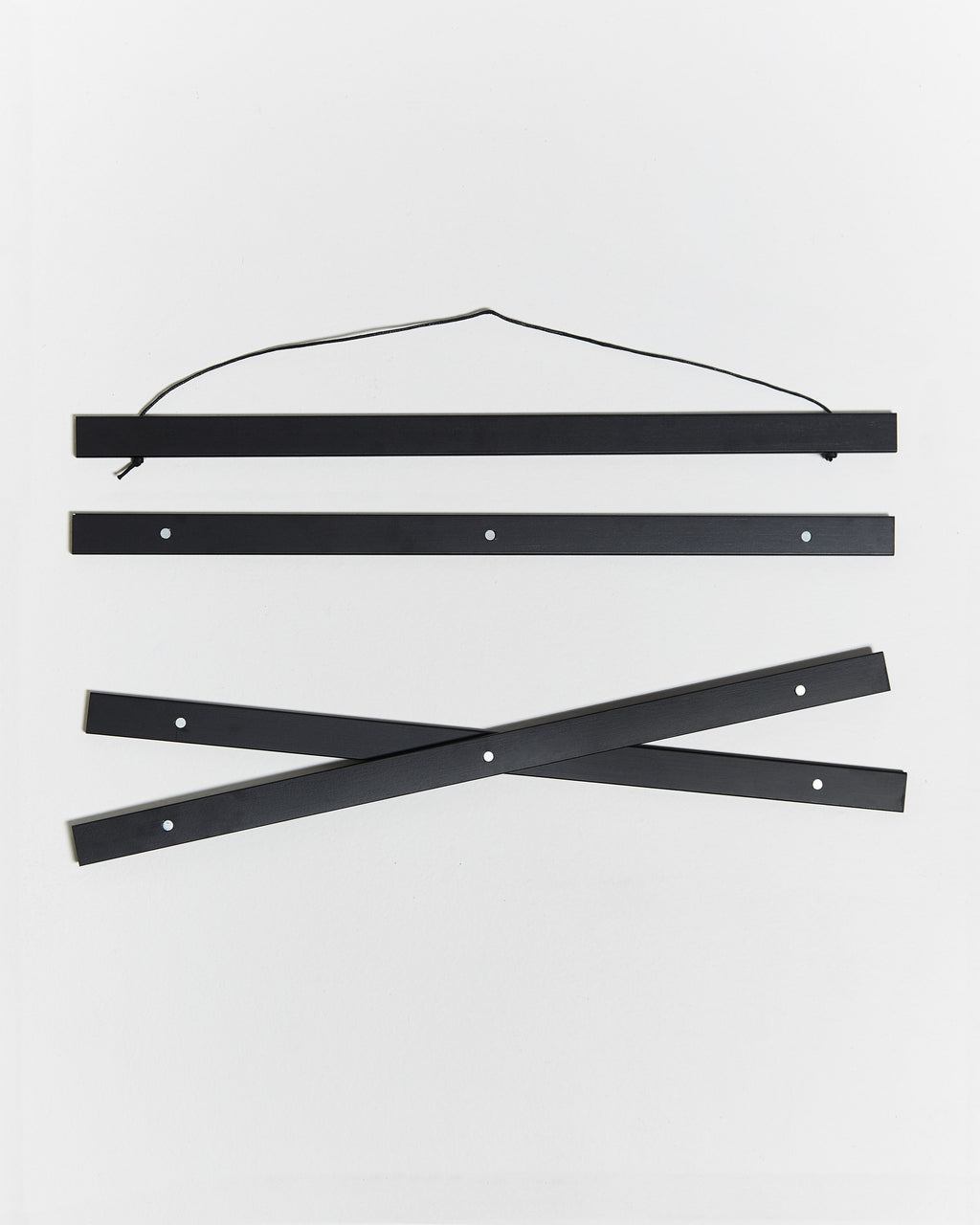 Colgador para póster de 30cm de madera y color negro